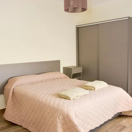Fantastico Departamento En El Casco Antiguo De Chascomus, A 350 Metros De La Laguna! Ideal Parejas! Exterior photo