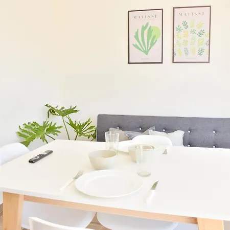 Fantastico Departamento En El Casco Antiguo De Chascomus, A 350 Metros De La Laguna! Ideal Parejas! Exterior photo