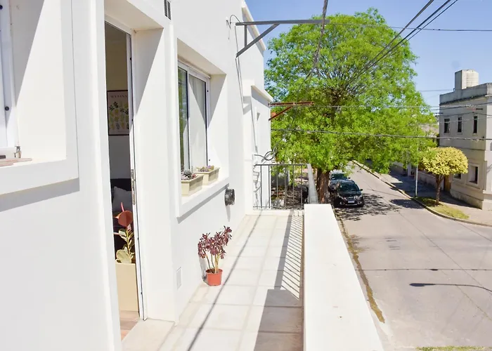 Fantastico Departamento En El Casco Antiguo De Chascomus, A 350 Metros De La Laguna! Ideal Parejas!